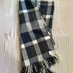 J Crew 50” x 60” lightweight blanket/scarf NWOT